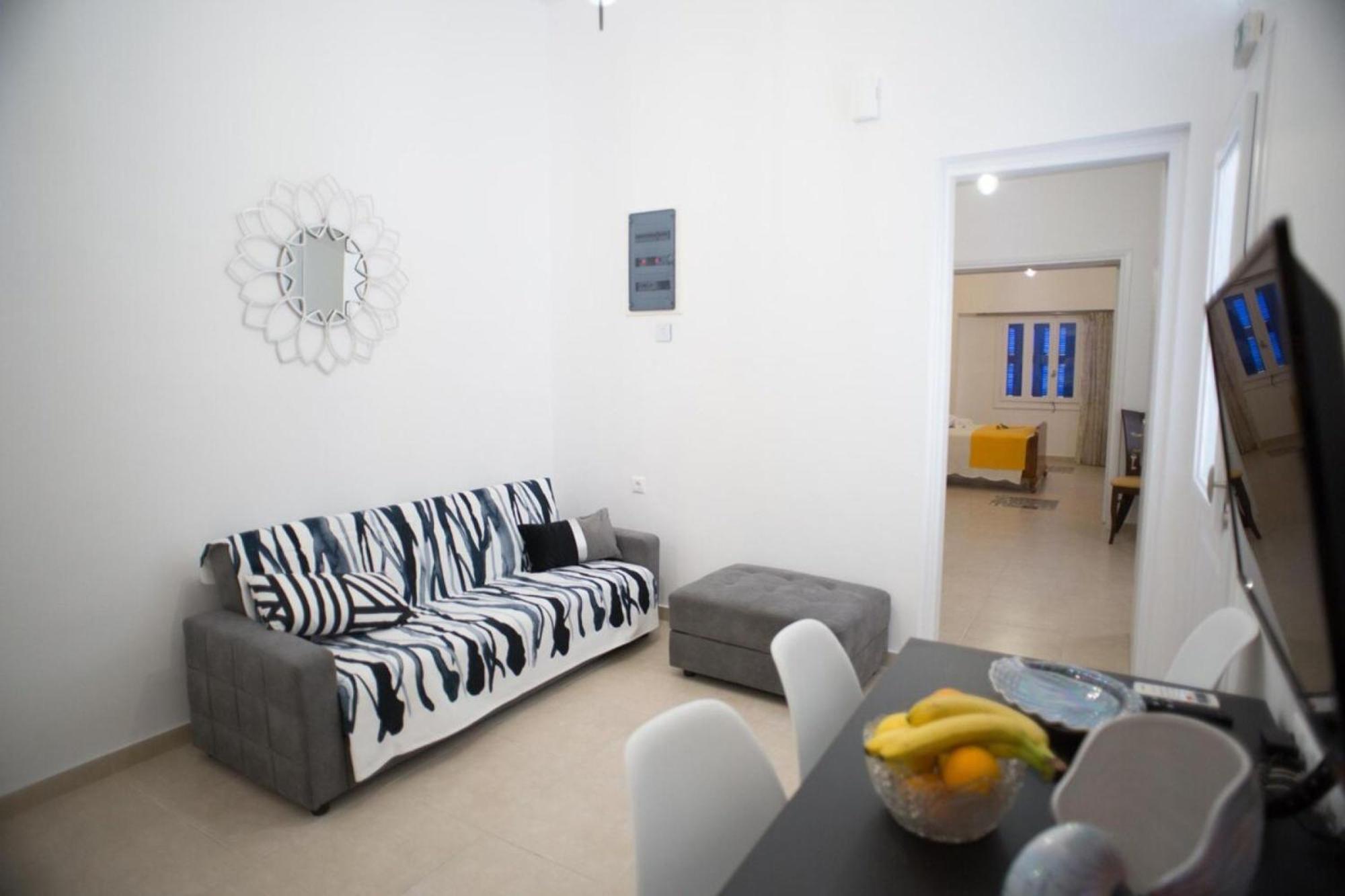 Aimou Studio'S Apartment'S 피레아스 외부 사진